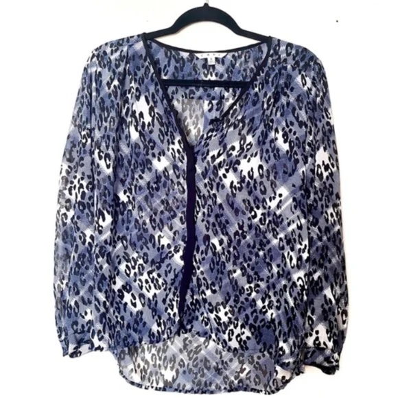 Cabi Fatale 977 Animal Print Longsleeve Sheer Button Up Blouse - Picture 1 of 6